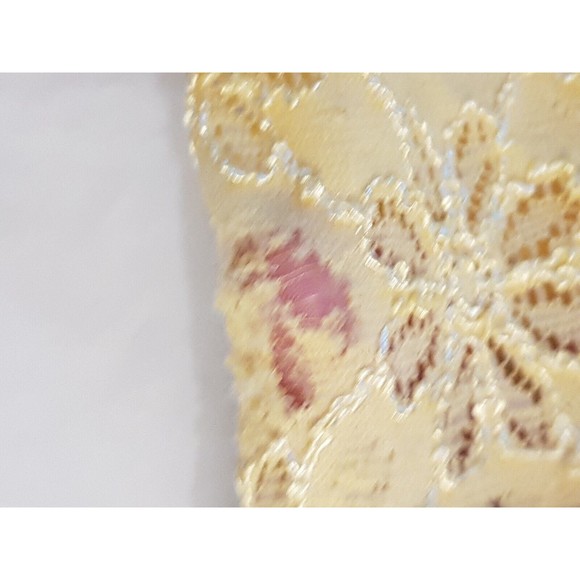 Covington Womens Blouse Size Large Floral Yellow Short Sleeve Embroidered Thread - Picture 14 of 16